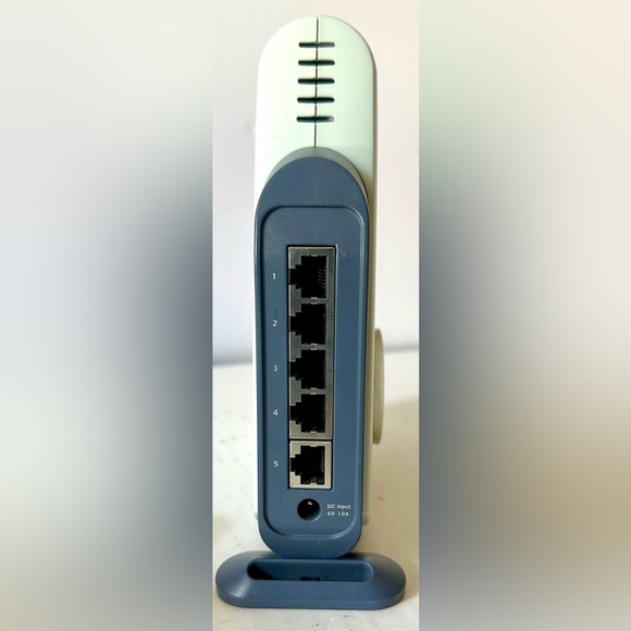 Belkin F5D5130-5 Ethernet 5-Port Wireless Networking Switch Router - Picture 10 of 15